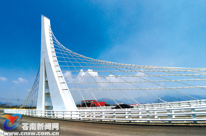 景观桥妆靓龙港新城