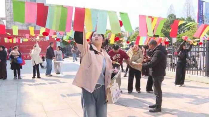 ϲ����Ԫ��