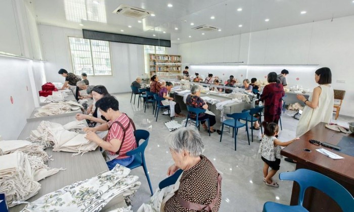 “银铃工坊”助增收